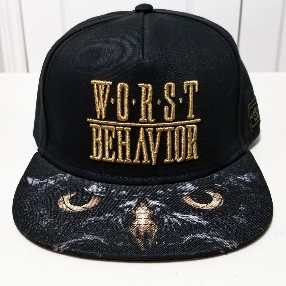 HOST PICK❗️ Cayler & Sons Snapback Hat - NWOT - Picture 1 of 8
